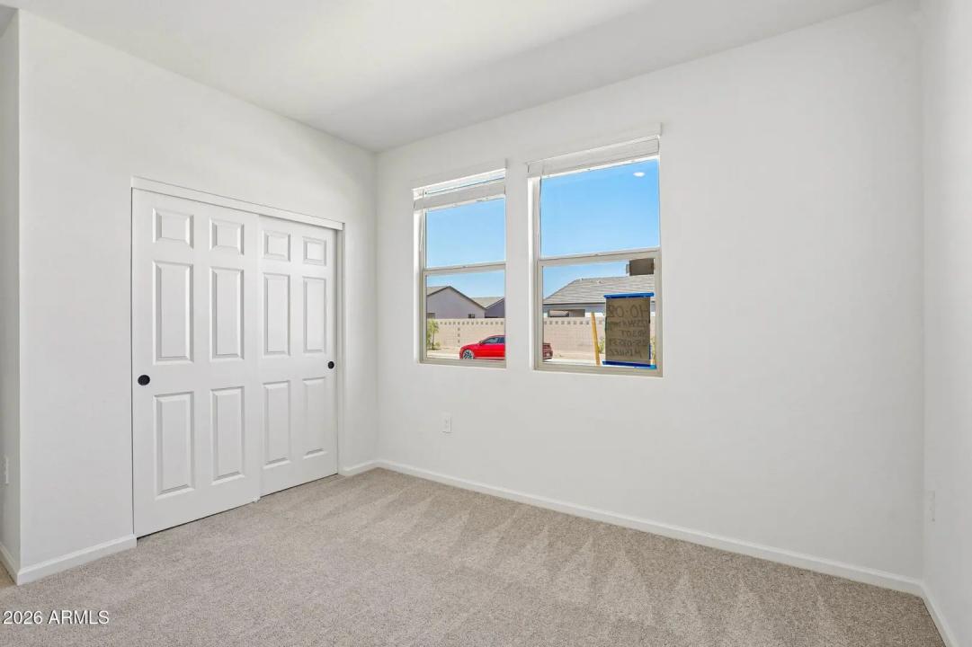 Real Estate Picture 16