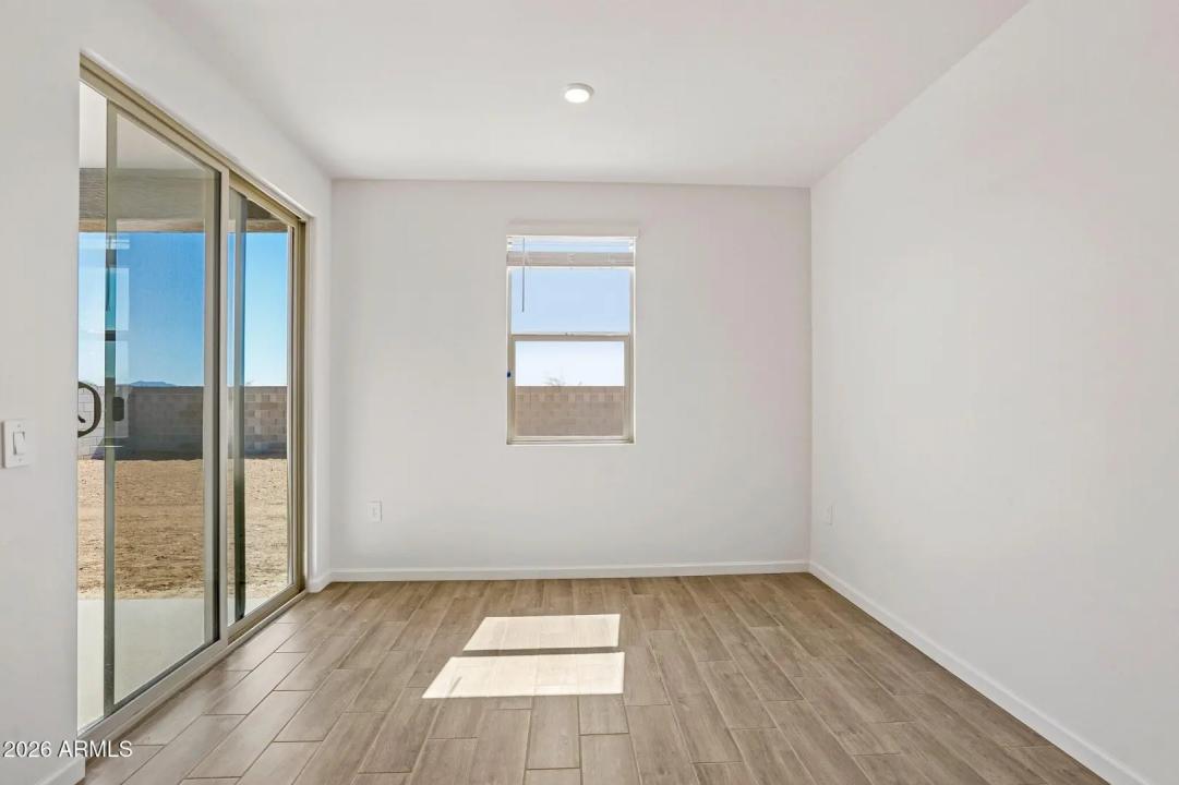 Real Estate Picture 21