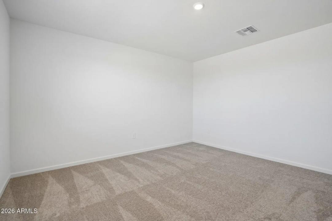 Real Estate Picture 25