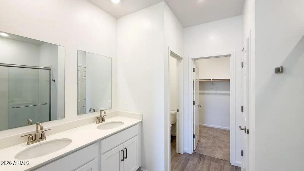 Real Estate Picture 9