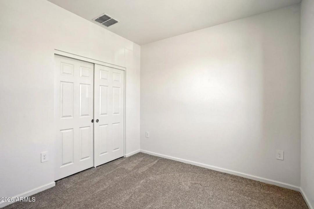 Real Estate Picture 15