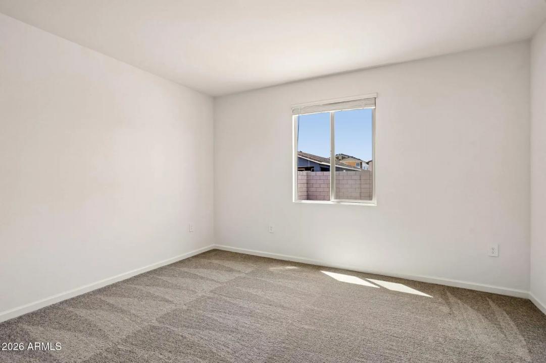 Real Estate Picture 22