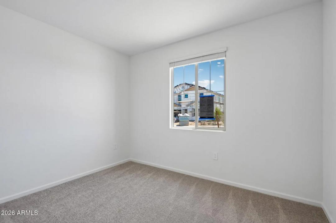 Real Estate Picture 13