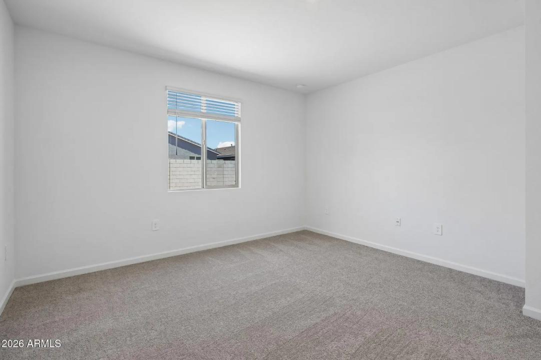 Real Estate Picture 20