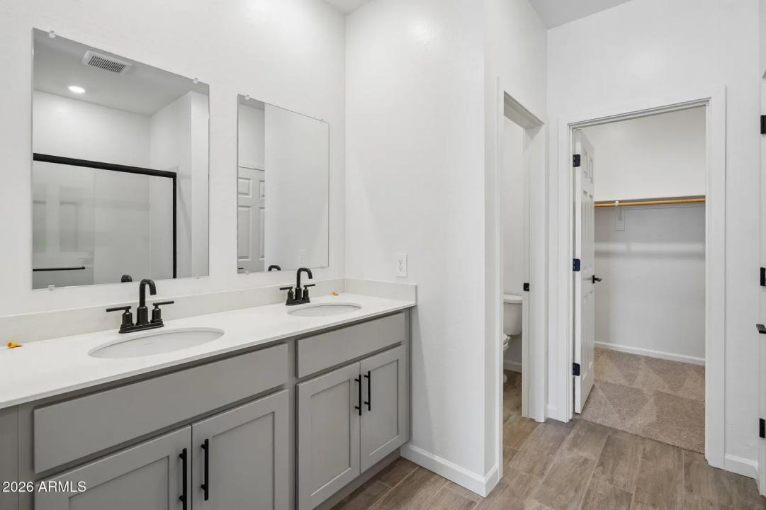 Real Estate Picture 21