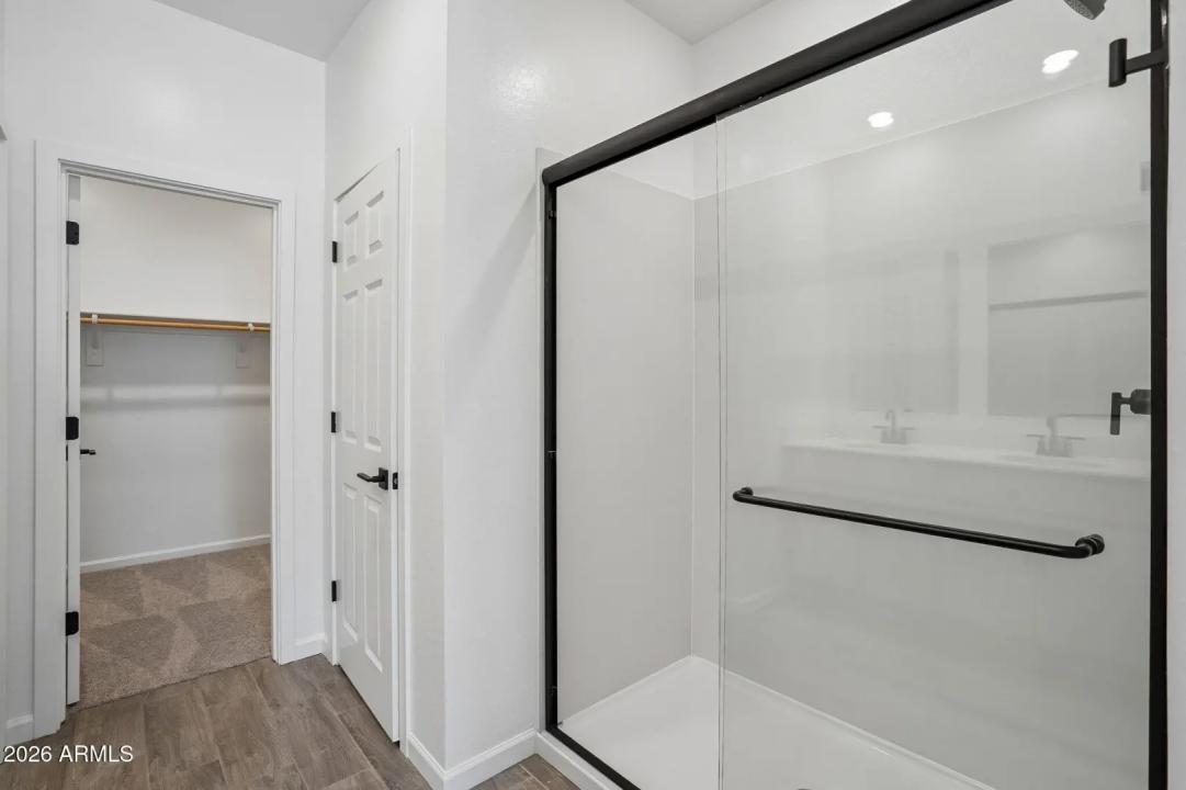Real Estate Picture 23