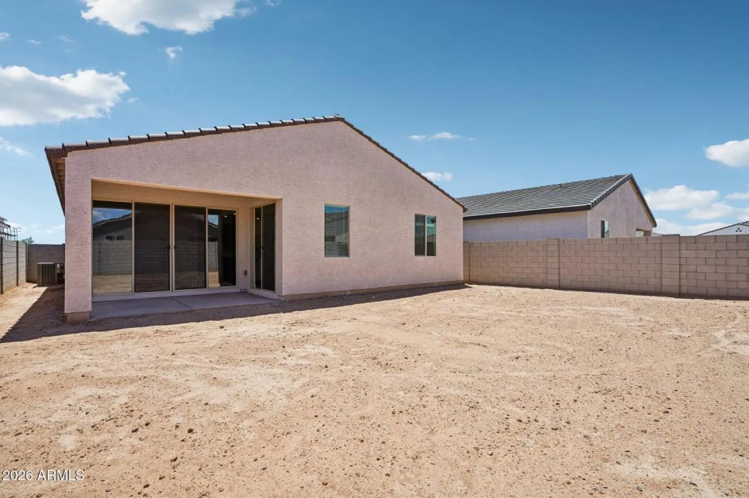 Real Estate Picture 27