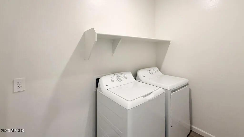 Real Estate Picture 7