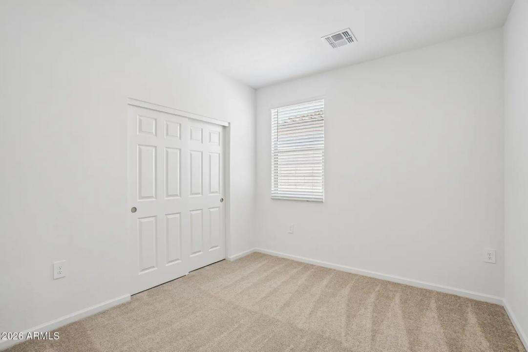 Real Estate Picture 18