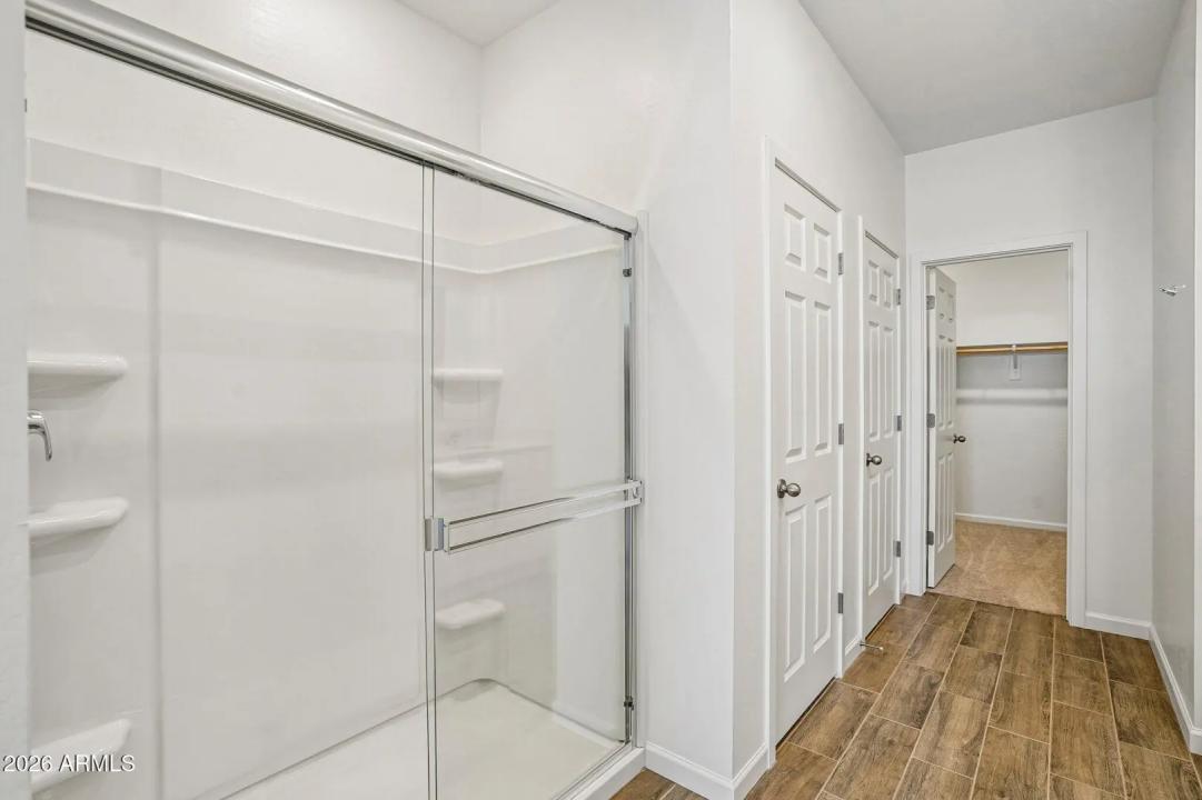 Real Estate Picture 5