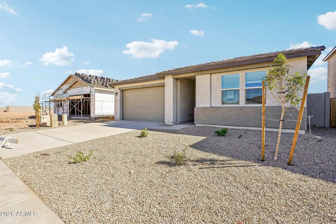 Real Estate Picture 11