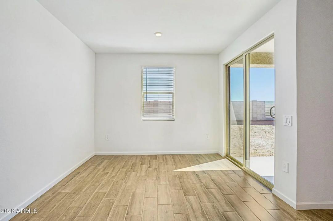 Real Estate Picture 20