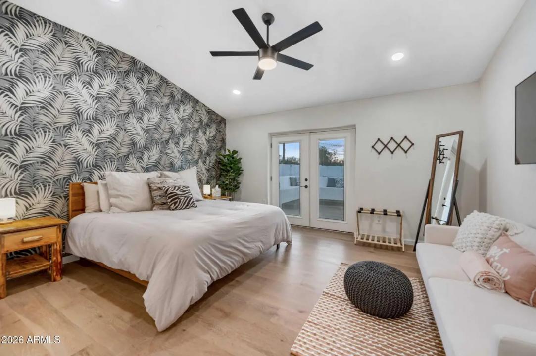 Real Estate Picture 15