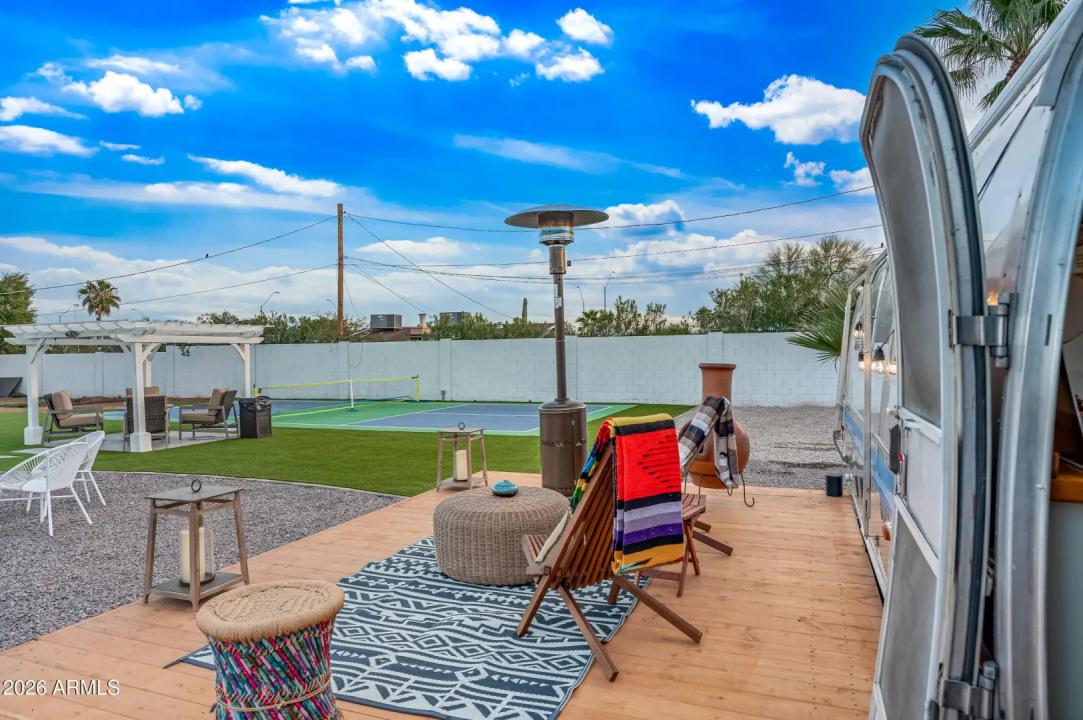 Real Estate Picture 22