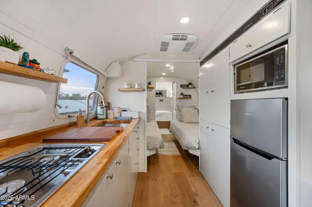 Real Estate Picture 25
