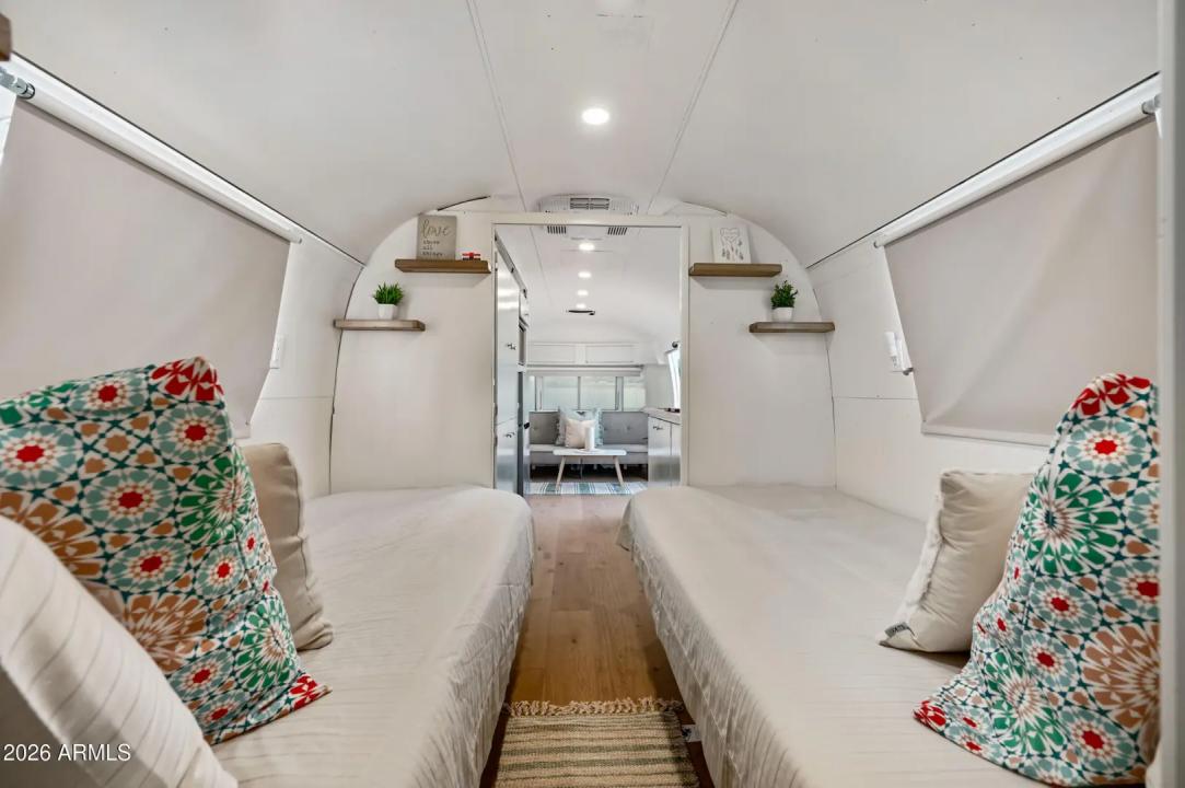 Real Estate Picture 26