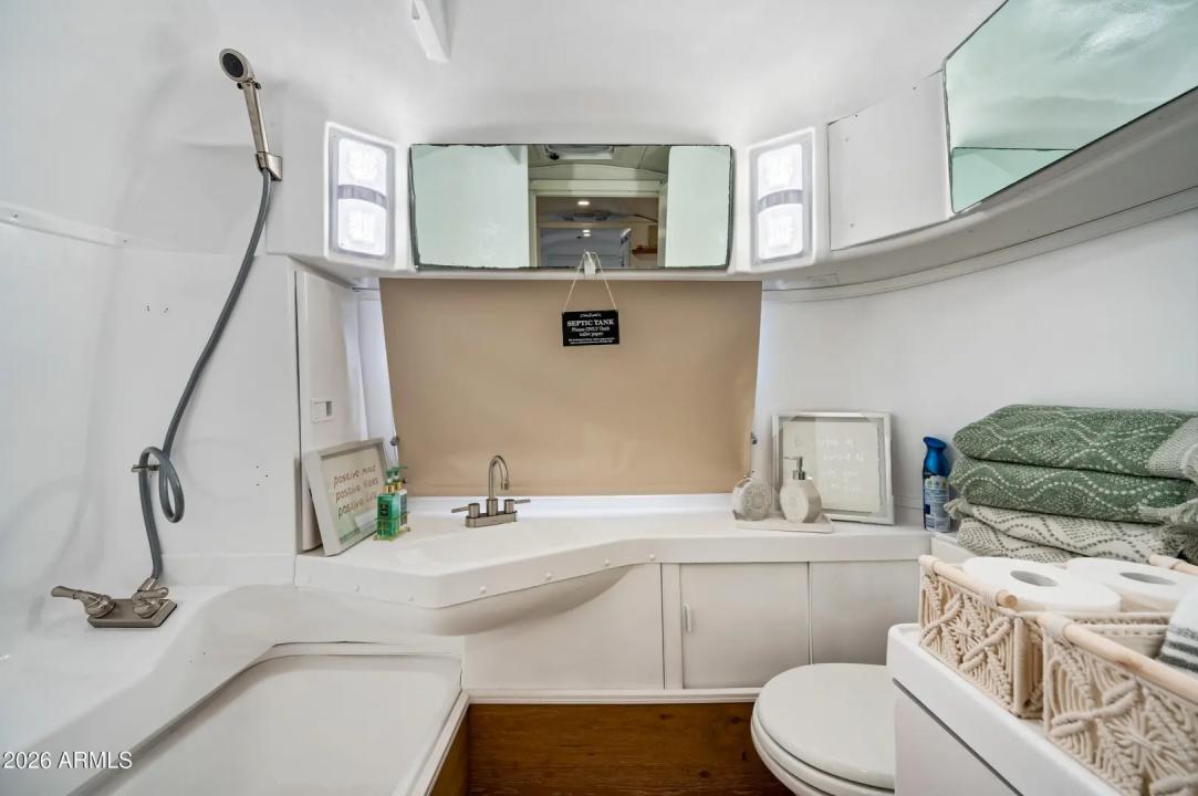 Real Estate Picture 27