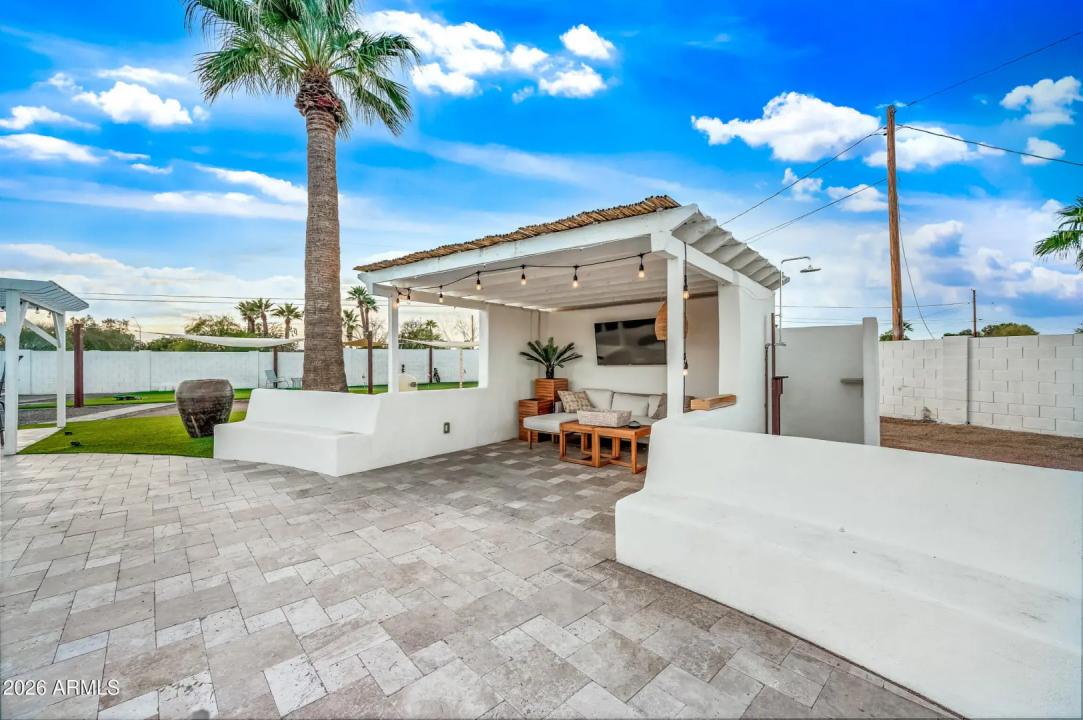 Real Estate Picture 35