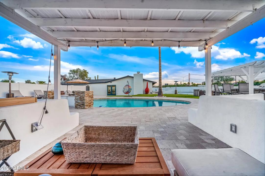 Real Estate Picture 36