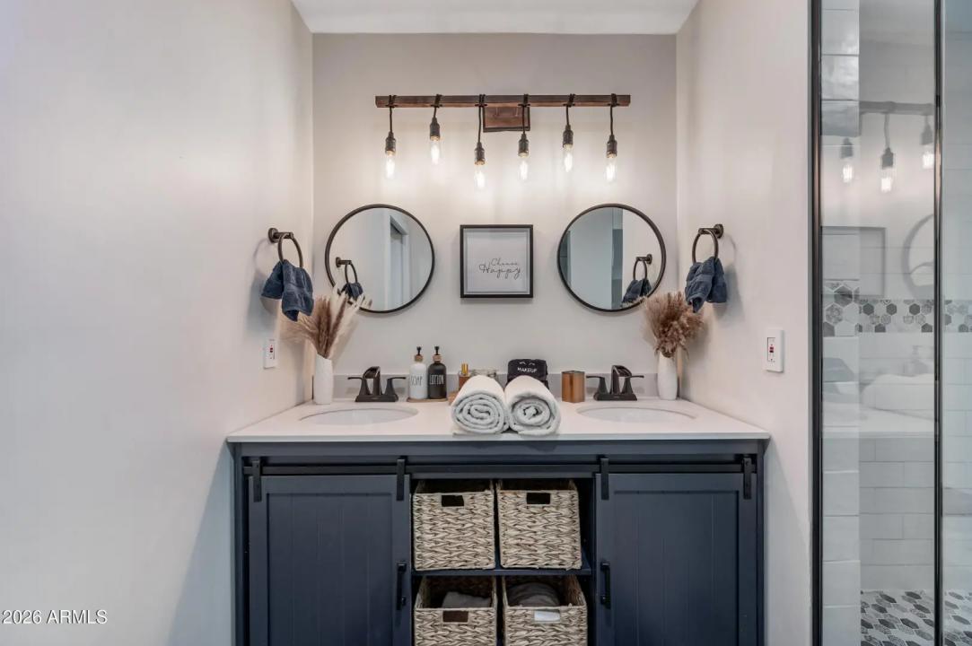 Real Estate Picture 44