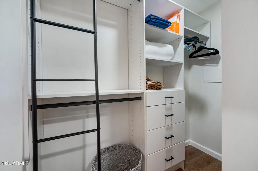 Real Estate Picture 45