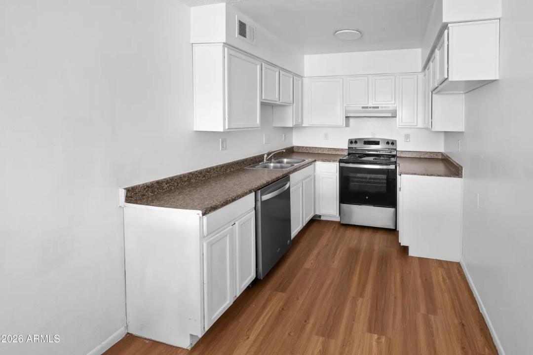 Real Estate Picture 2