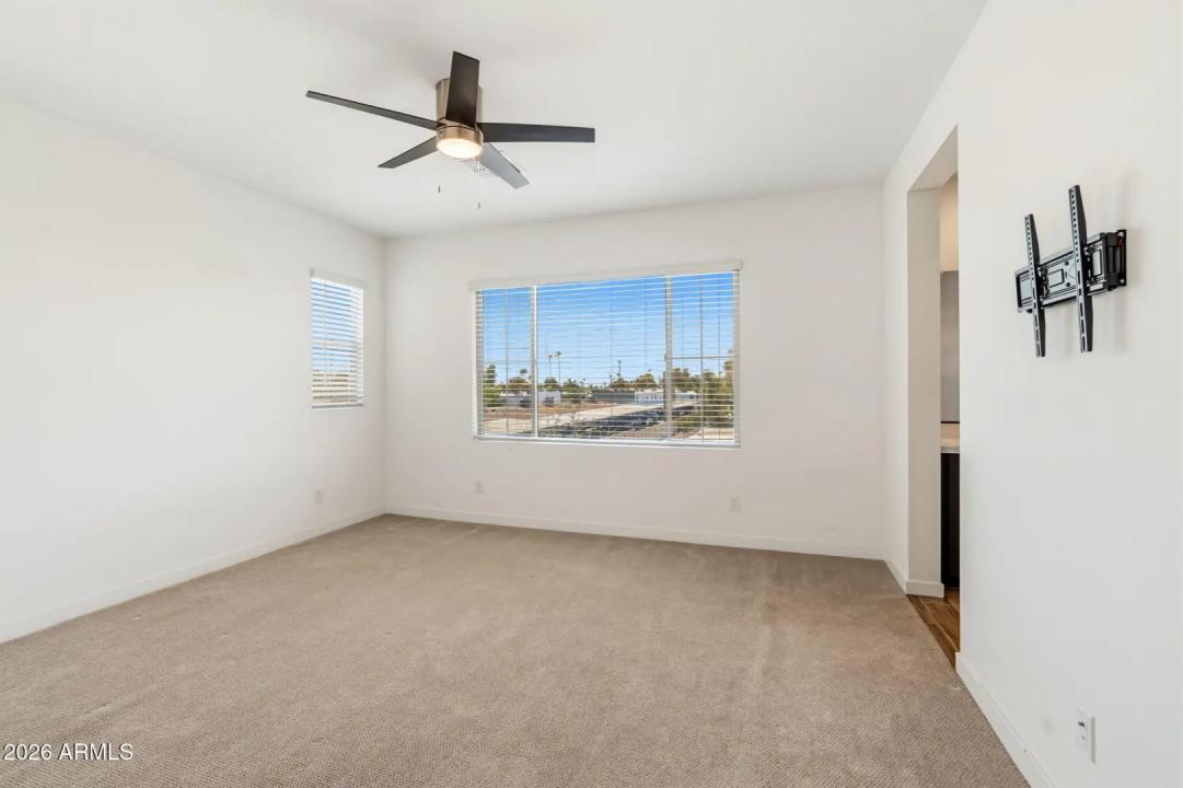 Real Estate Picture 21
