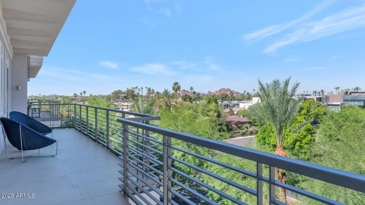 Real Estate Picture 2