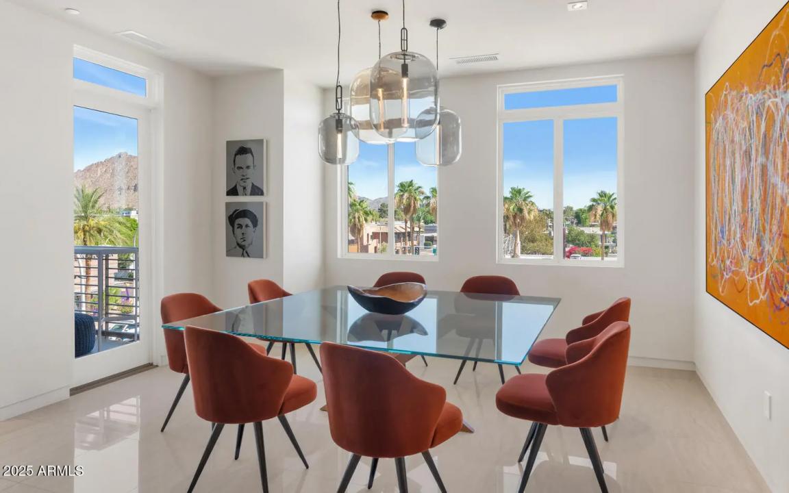 Real Estate Picture 13