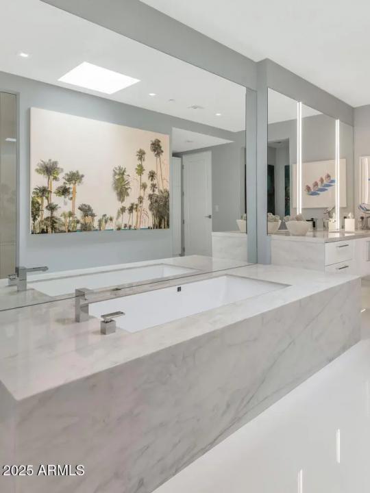 Real Estate Picture 21