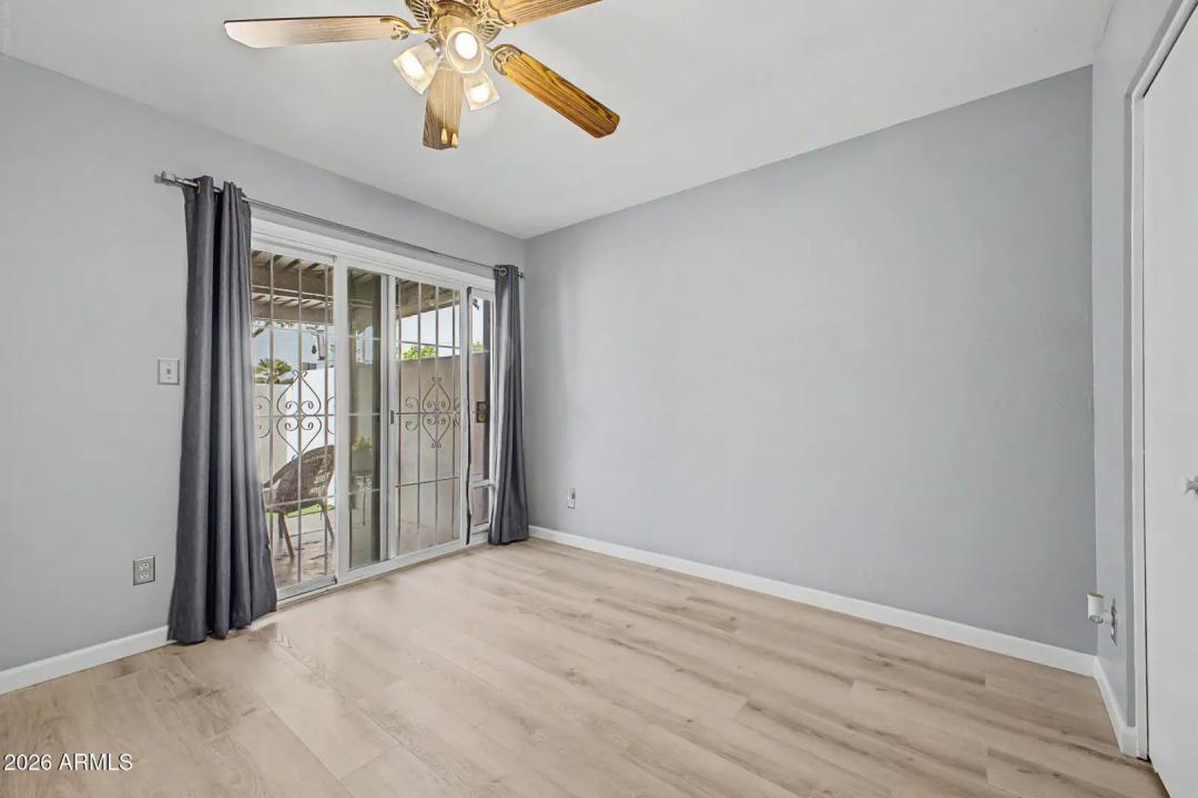 Real Estate Picture 15