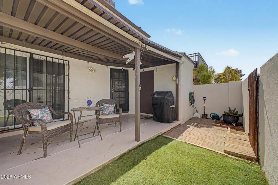 Real Estate Picture 20