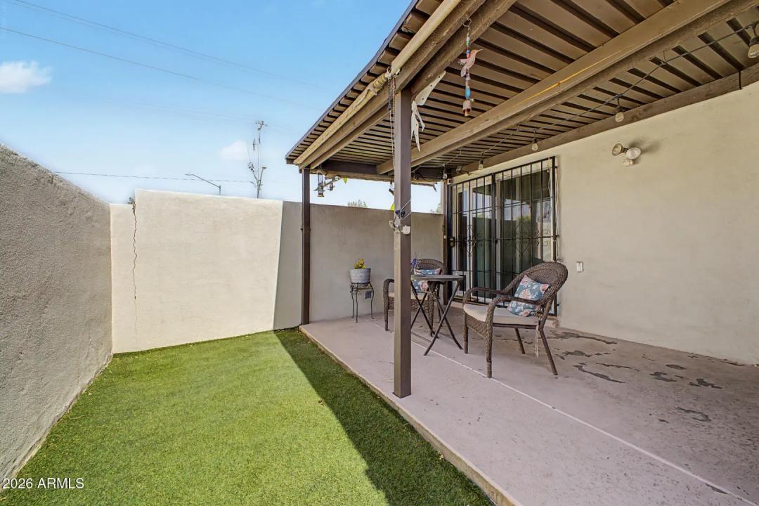 Real Estate Picture 21