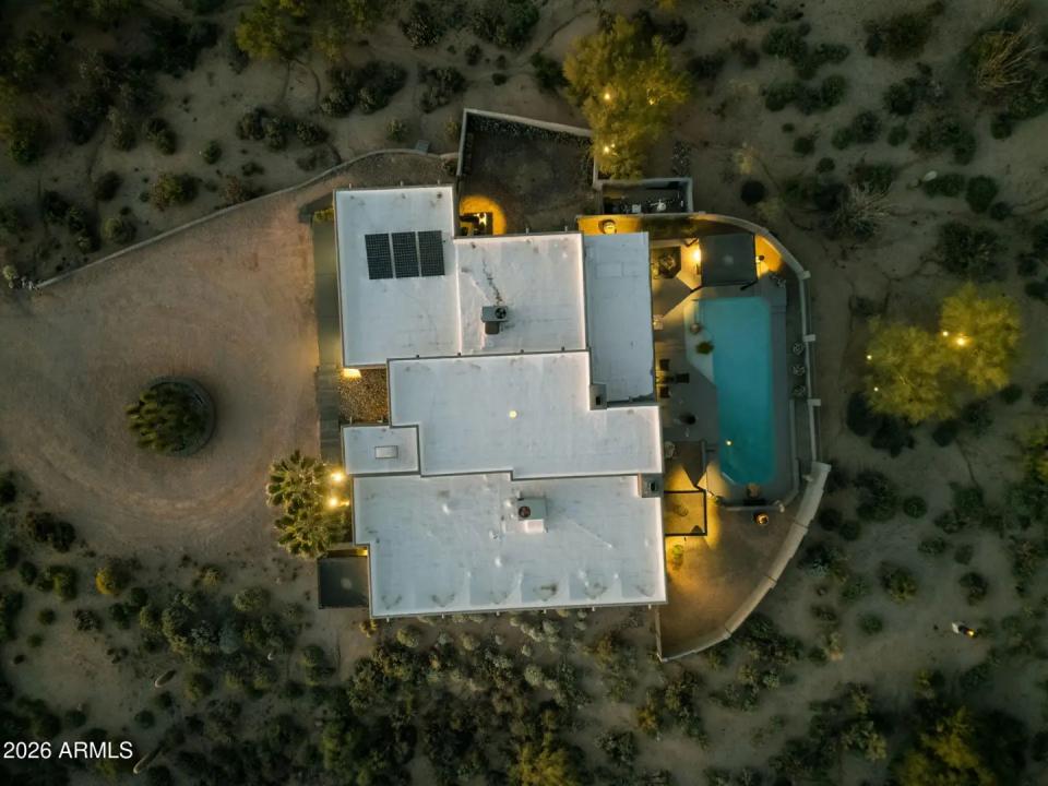 Real Estate Picture 22