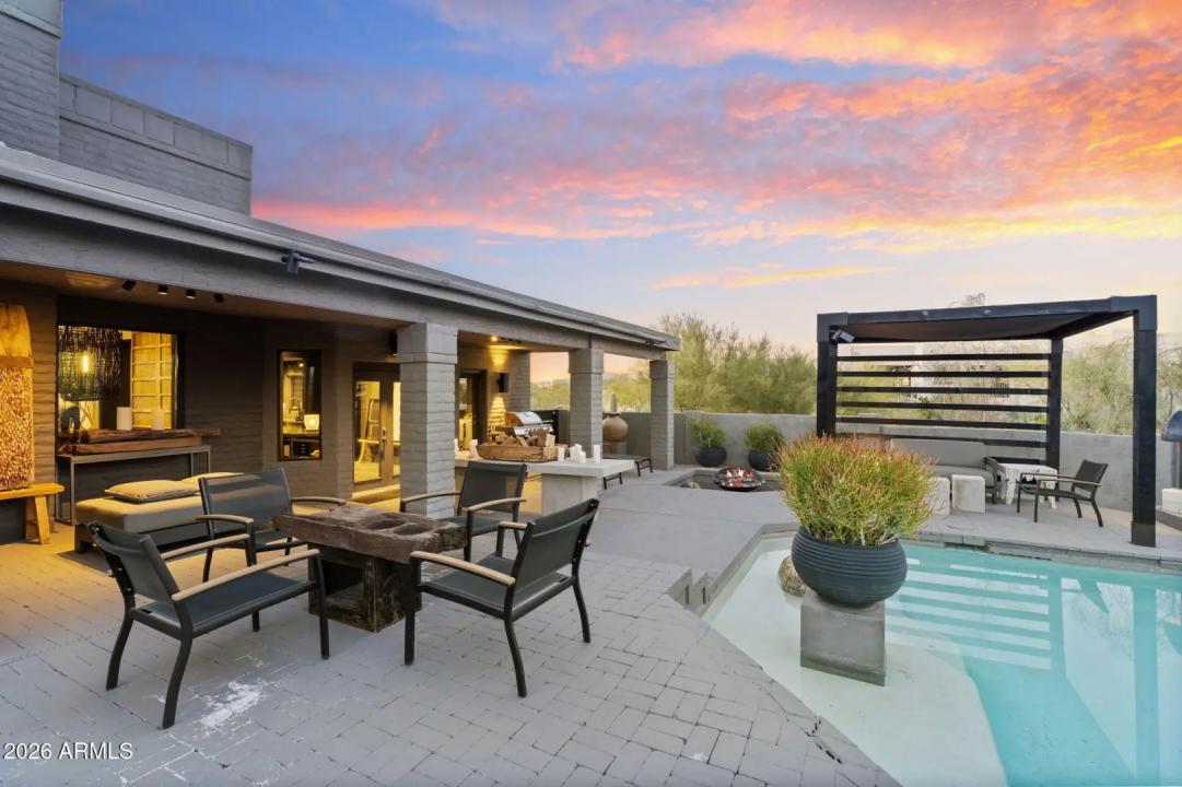 Real Estate Picture 27