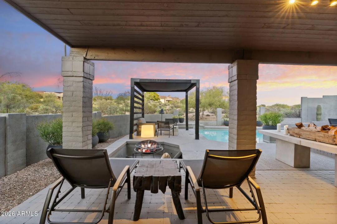 Real Estate Picture 28