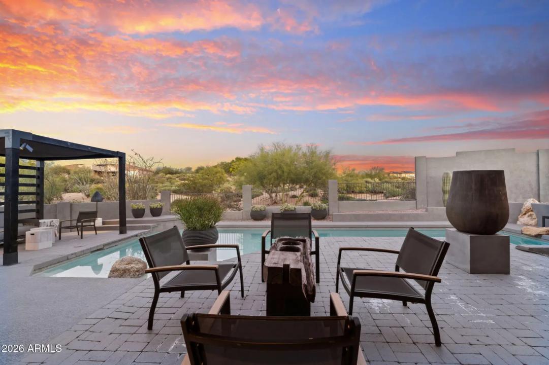 Real Estate Picture 29