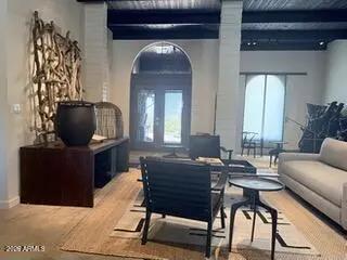 Real Estate Picture 5