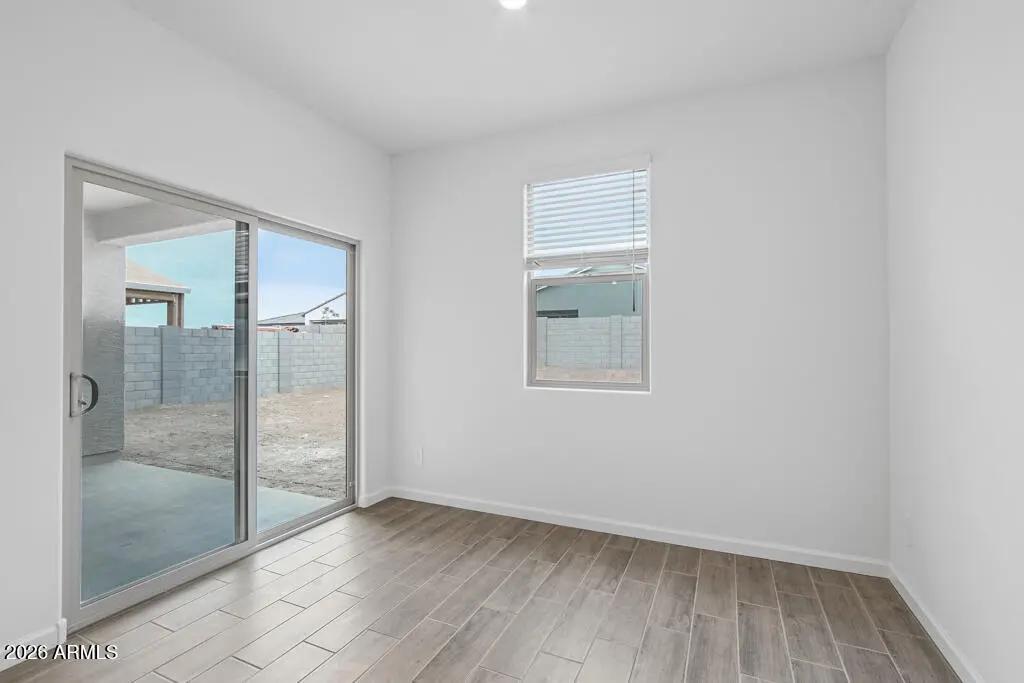 Real Estate Picture 6