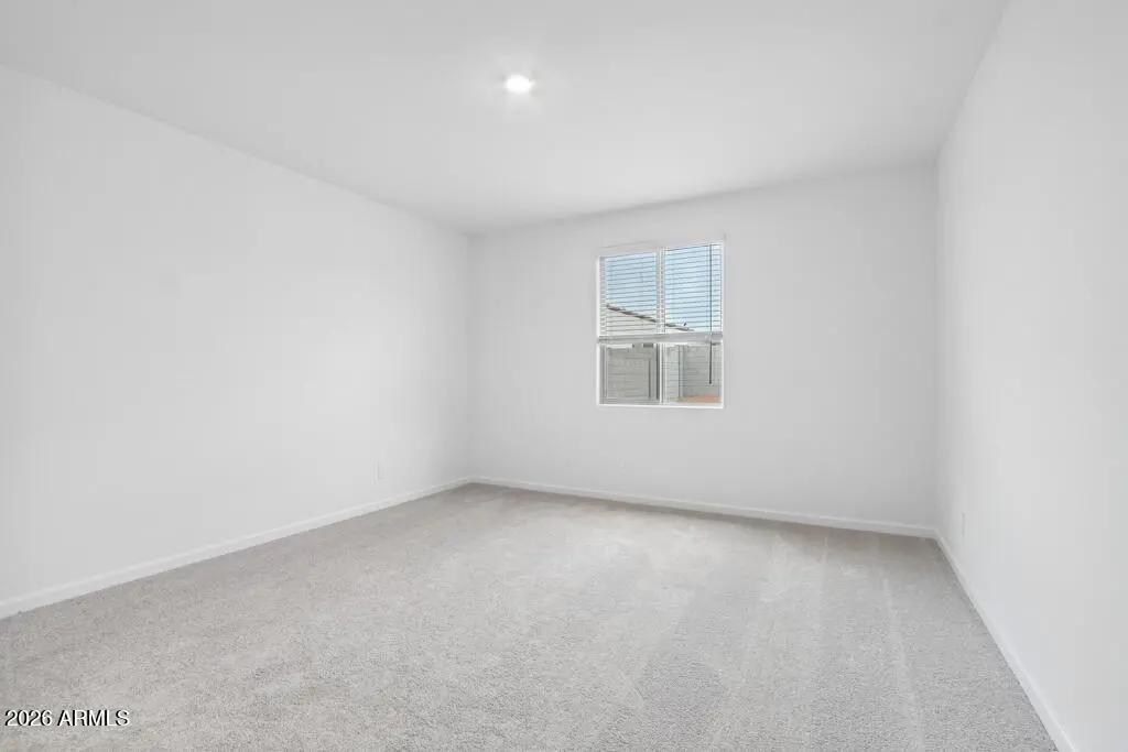 Real Estate Picture 11