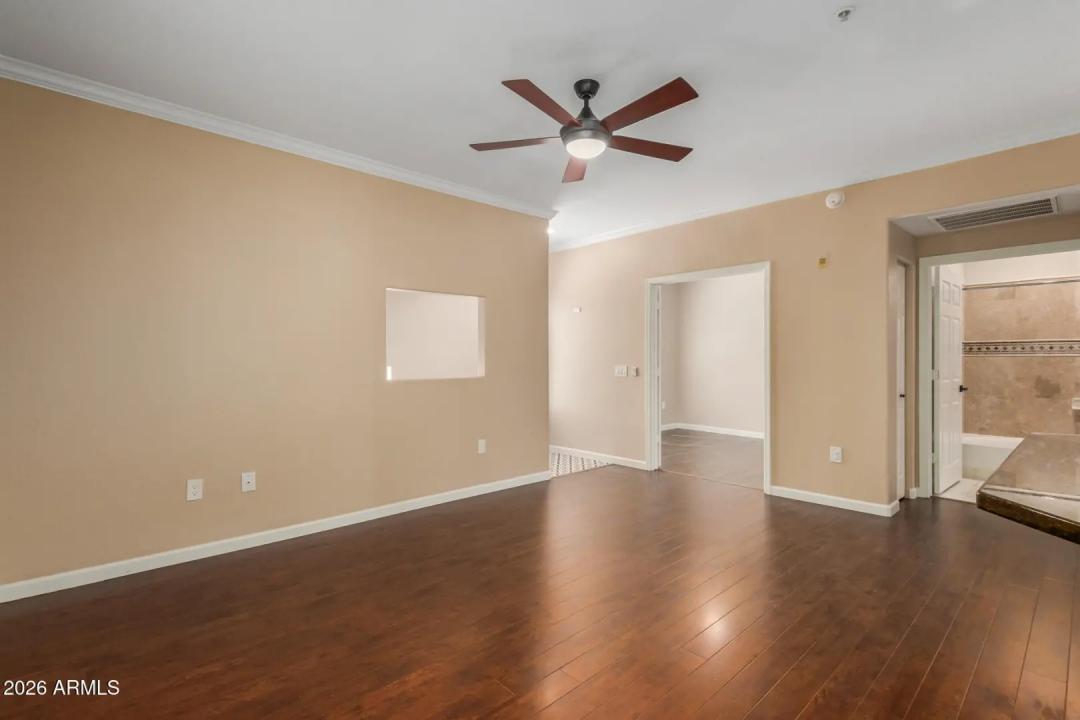 Real Estate Picture 15
