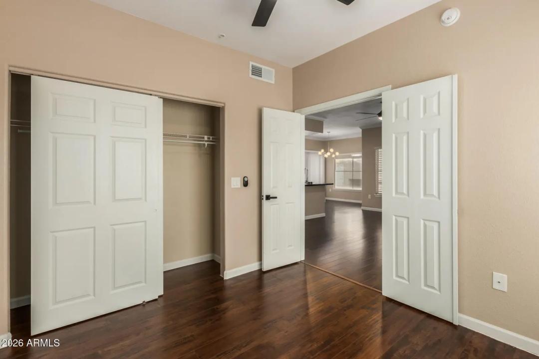 Real Estate Picture 24