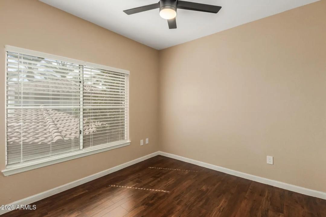 Real Estate Picture 20