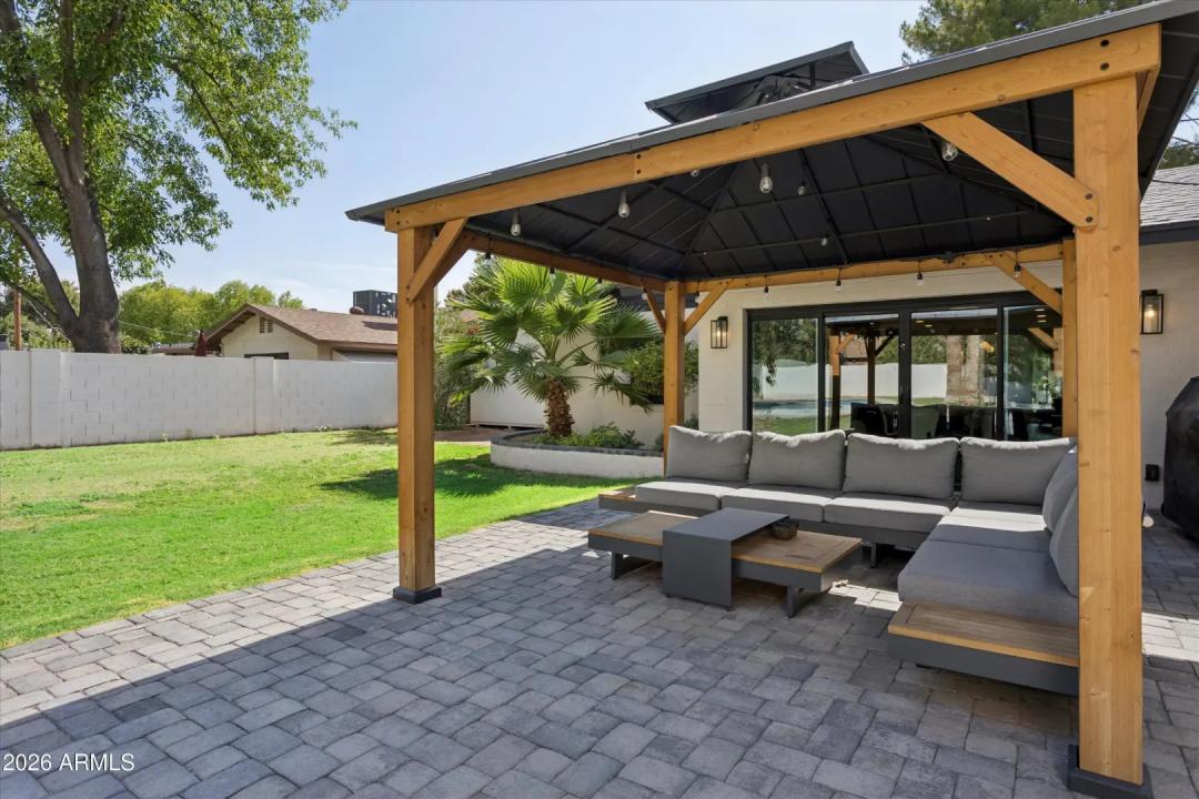 Real Estate Picture 35