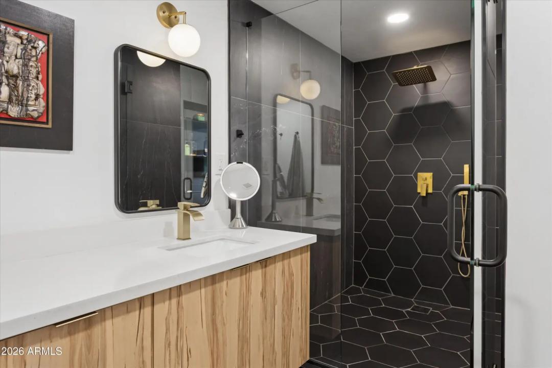 Real Estate Picture 31