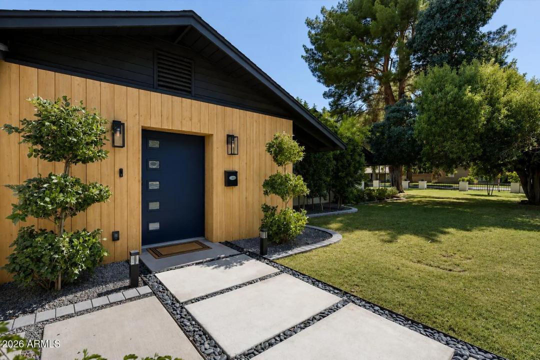Real Estate Picture 2