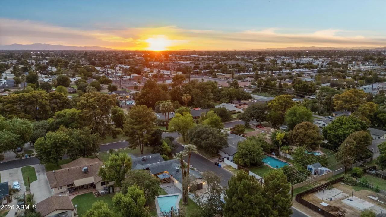 Real Estate Picture 58