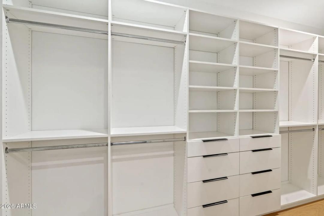 Real Estate Picture 21