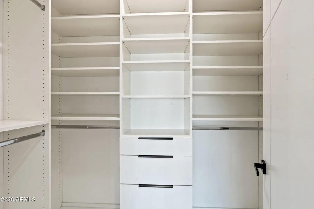 Real Estate Picture 26