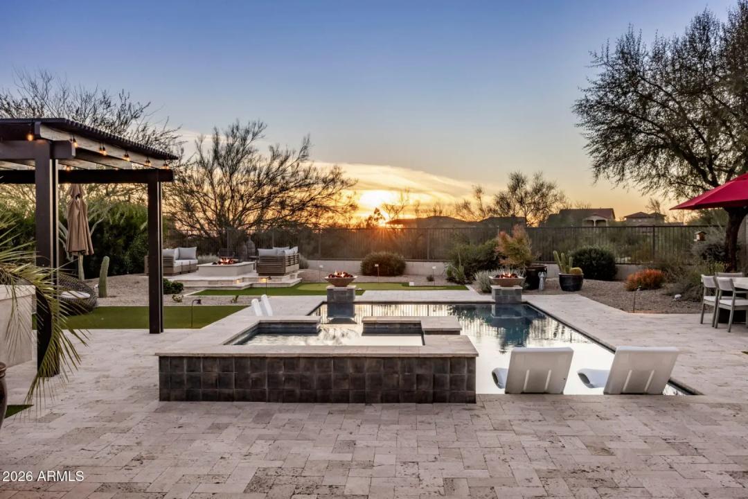 Real Estate Picture 36